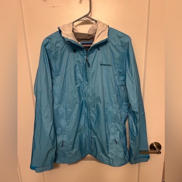 Patagonia Jackets & Blazers - Patagonia Torrentshell 3L Rain Jacket in Blue/Teal